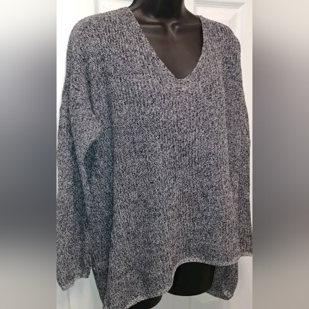 Babaton Charcoal V-Neck Sweater